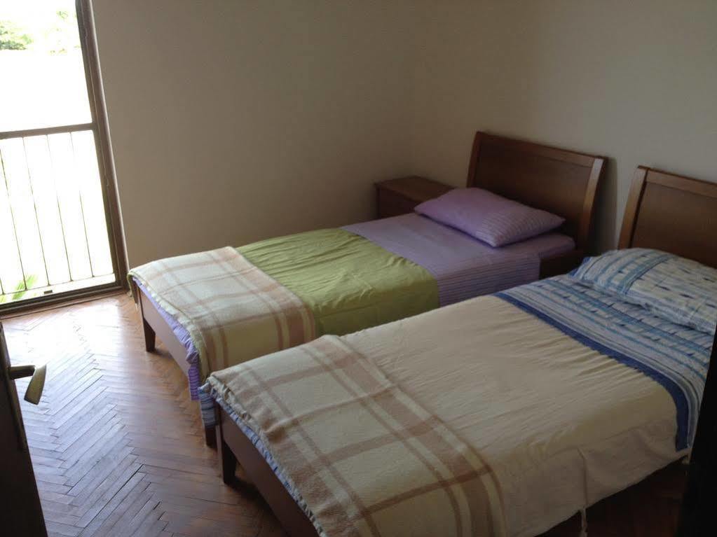 Apartment Cherry 로비니 외부 사진